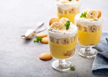 Švenčių stalo iššūkiai: kaip patiekti sveikatai palankesnį maistą, kurį noriai valgytų vaikai