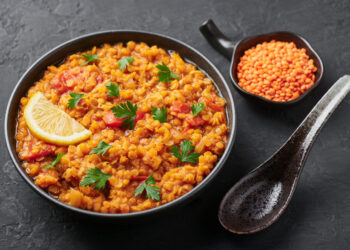 Pigus ir greitai paruošiamas troškinys – kiekvienos mamos išsigelbėjimas (receptas)