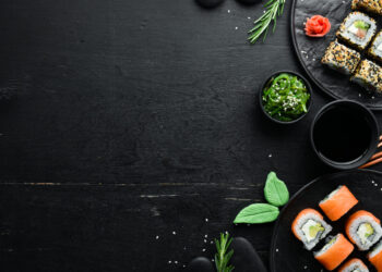 Artėjančios sušių dienos proga – kulinarės patarimai, kaip jų paprastai pasigaminti namuose (vegetariškas receptas)