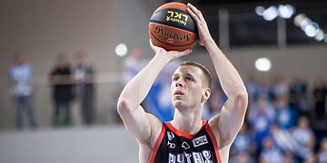 Jonaviškiai nusileido „Rytui“