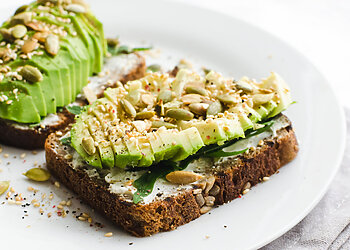 Pigesnis, bet sveikatai palankus ir gardus dienos meniu – misija įmanoma: pravers šie ingredientai