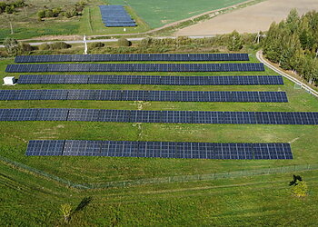 „Jammi“ kebabus keps „ant saulės“: įsigijo pusės megavato saulės elektrinę