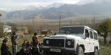 „Defender“ partnerystė su D. Britanijos Raudonuoju Kryžiumi: padėta daugiau nei 2 mln. žmonių