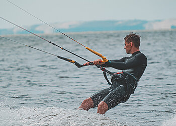 Lietuvoje sparčiai populiarėja nauja sporto šaka: ar krepšinį pakeis kaitavimas?