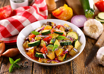 Kokosų aliejuje keptos daržovės