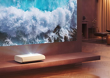 Kino salė – namuose: „Samsung“ pristato įspūdingus namų projektorius