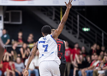 D. Buie tempiamas „Neptūnas“ svečiuose tėškė antausį čempionams