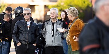 Nuo motociklų iki NASA teleskopų ir juodųjų skylių: „Caltech“ profesorius Jonas Žmuidzinas apie Visatos principus