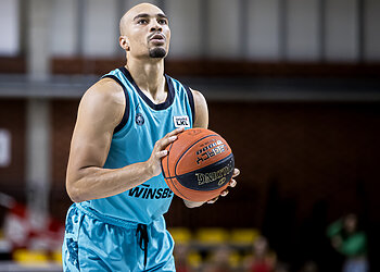 „Wolves Twinsbet“ turėjo paplušėti dėl pergalės prieš Mažeikių klubą