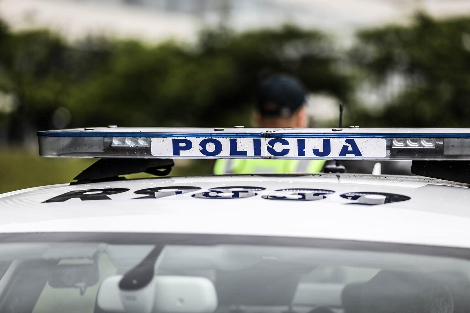 Policija