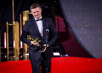 Praūžė iškilmingas „Betsafe-LKL GALA 2024“ vakaras – įspūdingą šou vainikavo metų geriausiųjų apdovanojimai