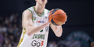 Sugrįžęs A. Smailagičius padėjo „Žalgiriui“ sutriuškinti Mažeikių klubą