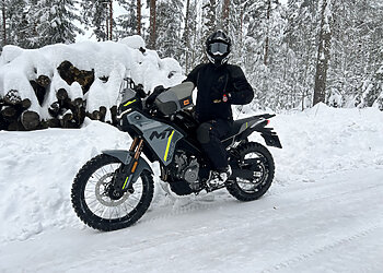 Motociklu per sniegą: K. Mieliauskas vyko į Suomiją ruoštis naujai savo kelionei