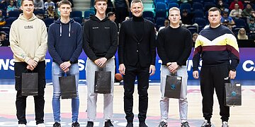 Pagerbta naujai suformuota „Wolves Esports“ komanda