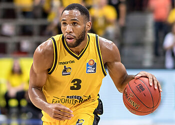 Mažeikių komandoje – patyręs gynėjas iš JAV