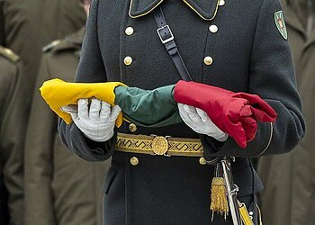 Gedimino pilies bokšte – 1989 m. okupacijos metu iškelta trispalvė