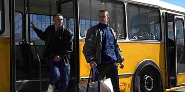 Filmo „Pietinia kronikas“ režisierius Ignas Miškinis: ši istorija – kur kas daugiau nei tik komiškas grįžimas į laukinius 90-uosius