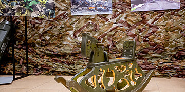 Vilniuje atverta unikali paroda: kviečia per meną pažvelgti į karo realybę