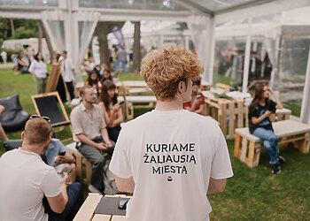 Vilniaus Kūdrų parke – augalinio maisto šventė ir „Baltų varnų“ koncertas