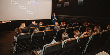 Klipe „Save kuriantis miestas“ atskleidžiami Kauno veidai