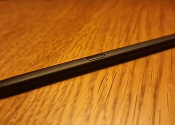 „Galaxy S25 Ultra“ S Pen rašiklis kainuos tiek pat, nepaisant svarbių funkcijų atsisakymo