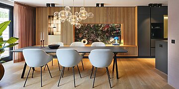 Išmanusis apšvietimas: kaip šviesa gali pakeisti atmosferą namuose