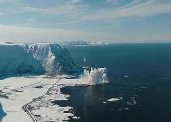 Pirmasis orbitinės raketos paleidimas iš Europos žemyninės teritorijos