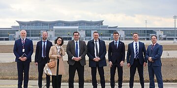 „airBaltic“ ruošiasi atnaujinti skrydžius į Ukrainą, kai tik bus atverta oro erdvė