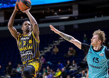 Išretėję „vilkai“ sutriuškinti Šiauliuose, Ž. Urbonas – išvarytas