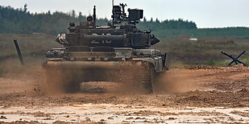 Planuojamos pirkti pėstininkų kovos mašinos CV90 Lietuvą turėtų pasiekti 2028 m.