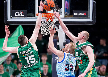 Solidesnis ketvirtas kėlinys „Žalgiriui“ leido pusfinalyje startuoti pergale