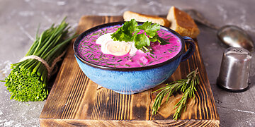 Į šaltibarščius – kokosų pienas, mineralinis vanduo ar net vyšnių sirupas: lietuvių reakcija pažėrė netikėtumų