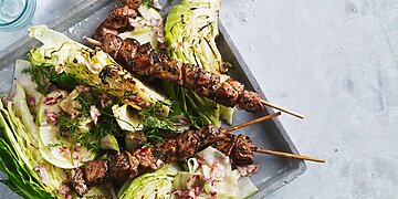 Daržovių iššūkis: nė dienos be salotų – nepamirškite jų grilindami