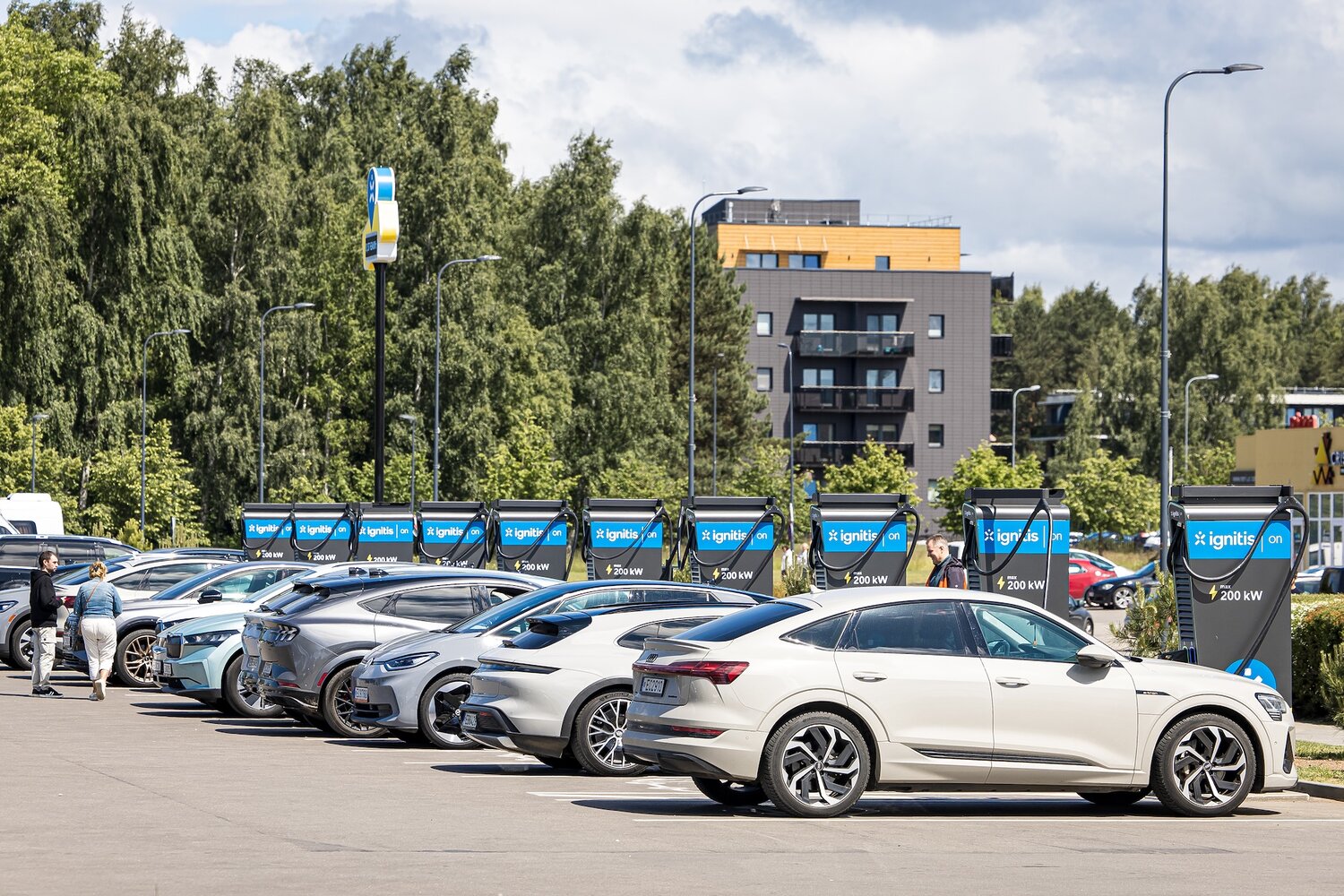 Ignitis ON elektromobilių įkrovimo parkas Palangoje