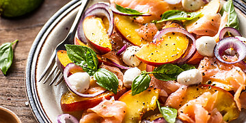 Šie vaisiai gelbės visą karštą savaitę – išbandykit 3 gaivius ir pigius receptus