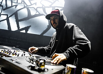 Vilniaus gimtadienio kulminacija – alternatyvos ir elektronikos programa su „punktò“, Leon Somov, „happyendless“ ir kitais