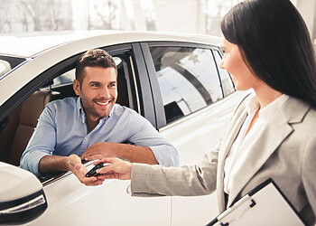 Automobilių pirkimo tendencijos 2025 m.: ką ir kaip perka lietuviai?