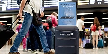 Vilniaus ir Kauno oro uostuose svarbūs pokyčiai keliautojams: visi daiktai ir skysčiai gali likti bagažo viduje