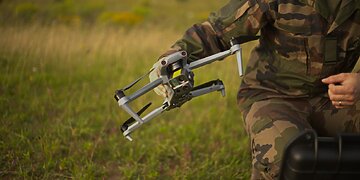 Šauliai kyla į dangų: Lietuvoje formuoja bepiločių orlaivių vienetus