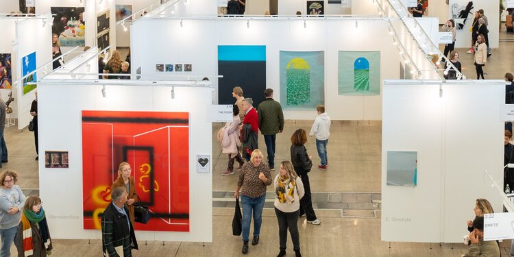 Pasirinkusi kolekcijos temą, šiuolaikinio meno mugė „ArtVilnius’25“ laukia išskirtinių svečių ir kolekcininkų