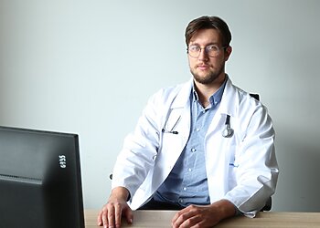 Gydytojai įvardijo kūno signalus, įspėjančius apie artėjantį susirgimą – vienas įprotis gali padėti išvengti vėžio