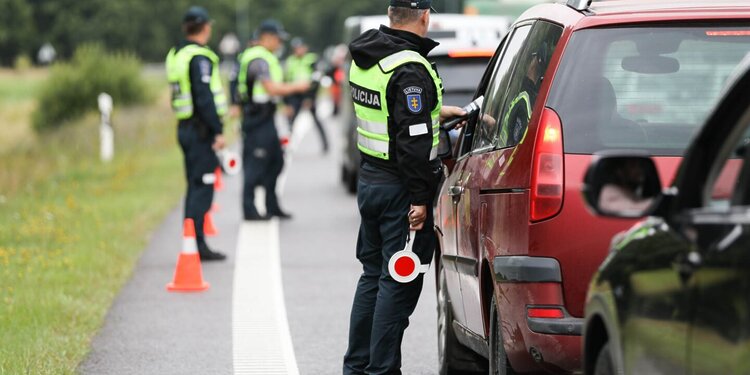 Spalį šalies keliuose laukiantys reidai