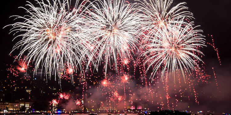 Pirotechnikos priemonių naudojimas Lietuvoje: ką privalote žinoti