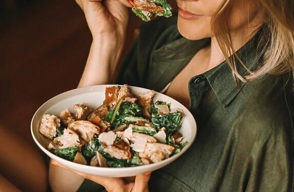 Kūčių stalas lengvai pagal tinklaraštininkę „Ant medinės lentelės“: įtiks visai šeimai