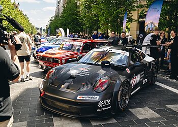 Sostinės Gedimino prospekte pristatytas didžiausias  Baltijos šalių autosporto festivalis